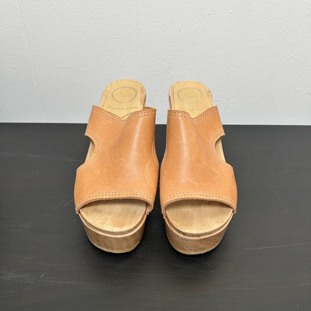 No. 6 Alexis cut out platform clog 36